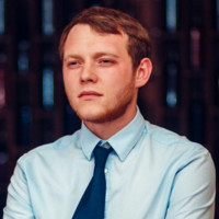 Антон Артемов