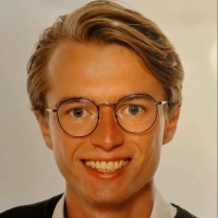 Arne Bakker