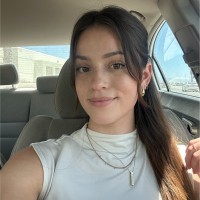 Mia Lewis