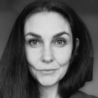 Barbara Pettifer FCA