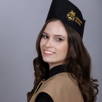 Júlia Dóra Kanta