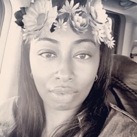 Larhonda Lowe