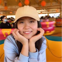 何月雯