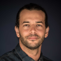 Darren Bates