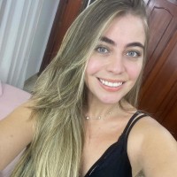 Ana Julia G.