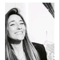Suzie Caquard