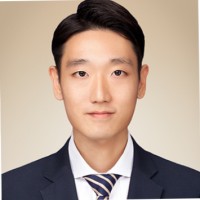 Seunghoon Lee