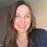 Lisa Pavia