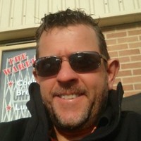 Raymond Newell