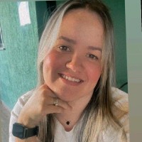 Francielen Ferreira