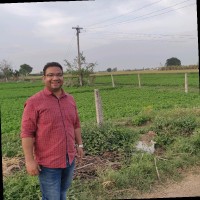 Dr Nikhil Pathak