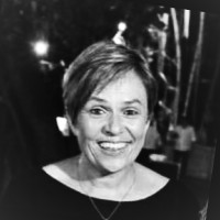 Lucinda Roos