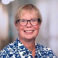 Lynda Edge