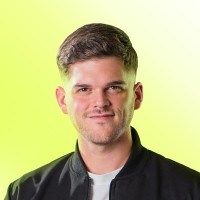Simon SackSimon Sack is an Influencer