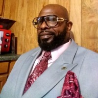 emmanuel holloway