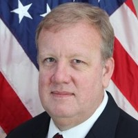 Michael A. Middleton (マイケル 密道顿)