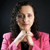 Elaine Moraes