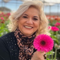 Sandra Santucci Lopes De Campos Salles