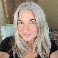 Sandra Bell