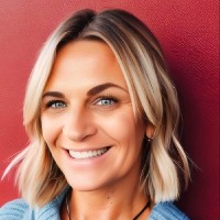 Amanda Cline