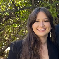 Allie Julia Aprahamian