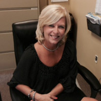 Sharon Hearn, CMCA