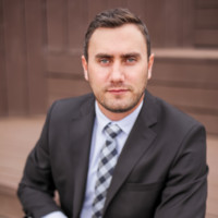 Thinus Breytenbach Cfp®