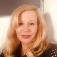 Lisa Fay Rennie