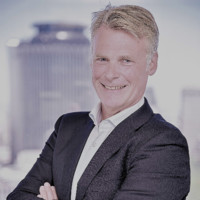 Dr. Ulrich Dill