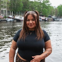 Suzanne Ezinga
