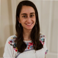 Zoe Maani