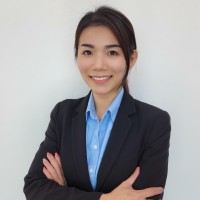 Kah Yee Lee