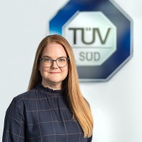 Dr. Kerstin Aust