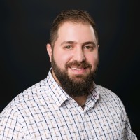 Kevin Alameddine, Falu, Flmi