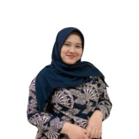 Efina Putri Sari