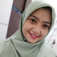 dewi novita