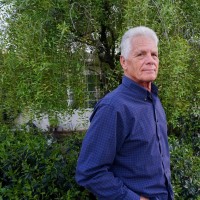Dean Howard