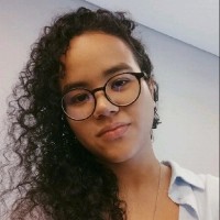 Camila Ferreira