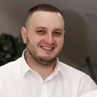 Антон Малашенко