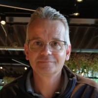 Robert Dekkers