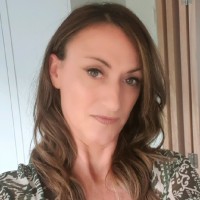Suzanne Thomas