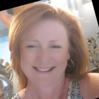 Vicki Saunders