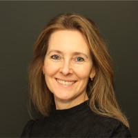 Janine Perlo