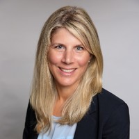 Maggie Amos