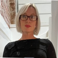 Kelly Olliver