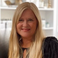 Christine Ayers