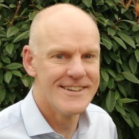 Martin Holt
