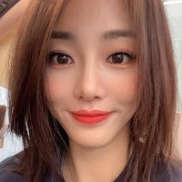 Anna Zheng