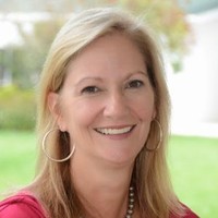 Julie Smith