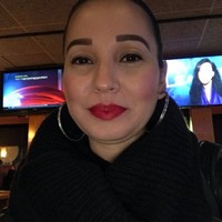 Vivian Salinas